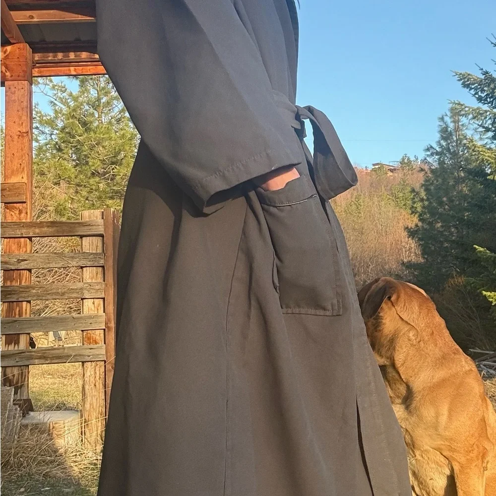 Marriott Elite Belted Robe - Picture 3 of 16